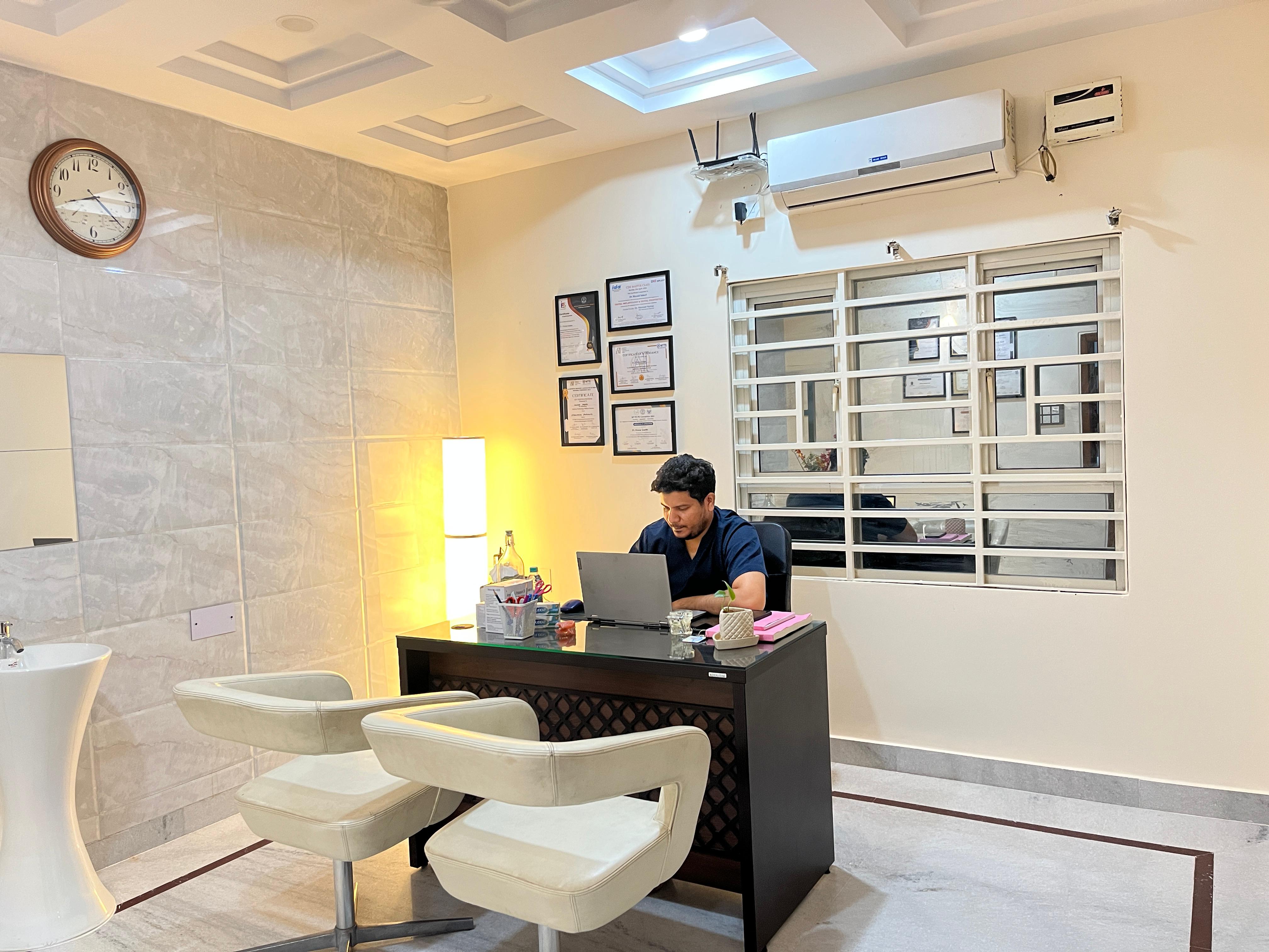 Best Dentist Toli Chowki Hyderabad 2